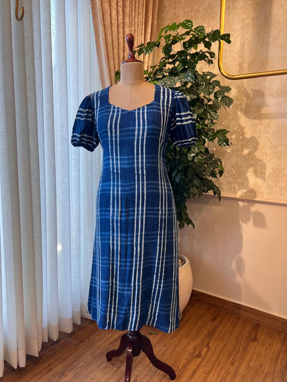 Indigo checked Maxi dress – VINUTHA GOWDA BOUTIQUE