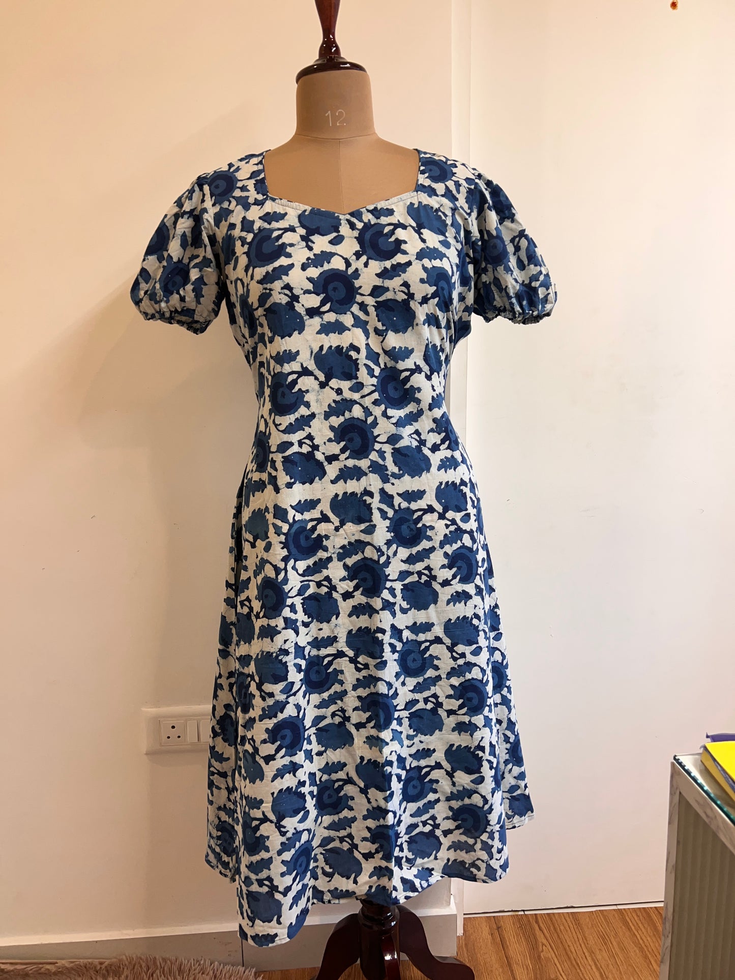 Cream Indigo print flowers