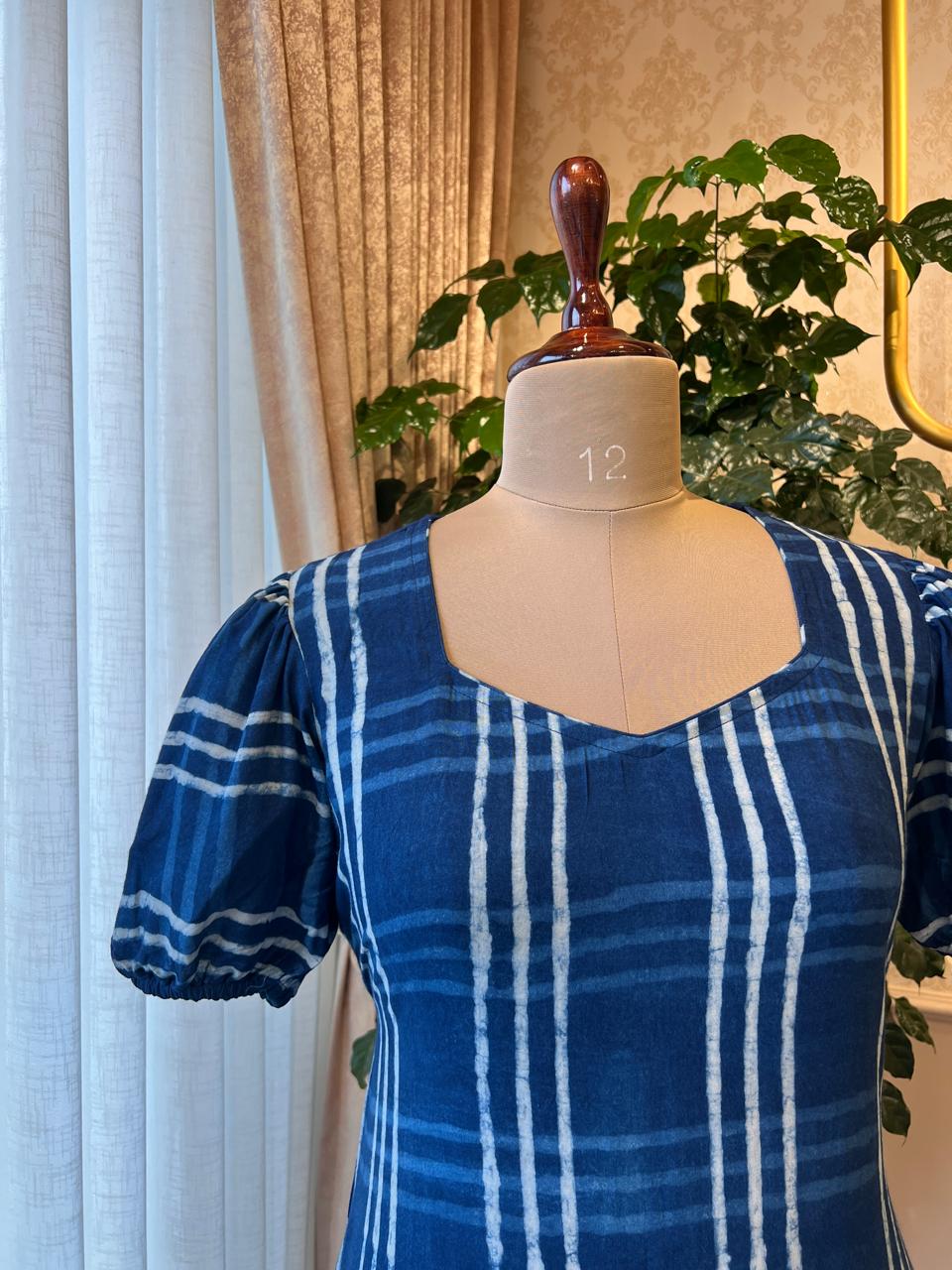 Cream Indigo print flowers