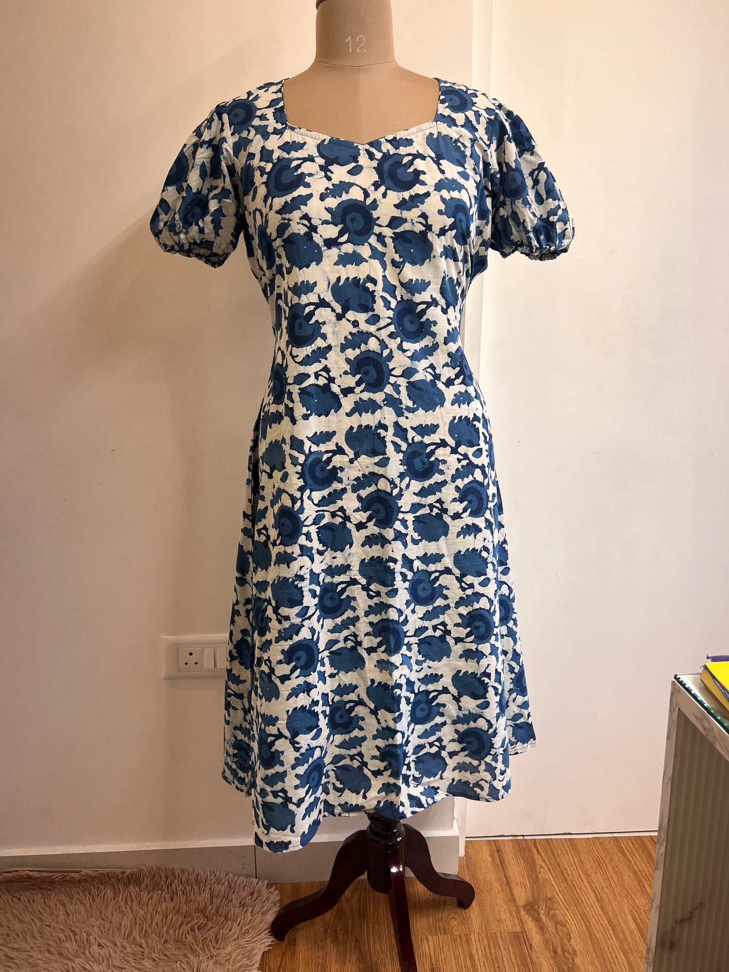 Cream Indigo print flowers